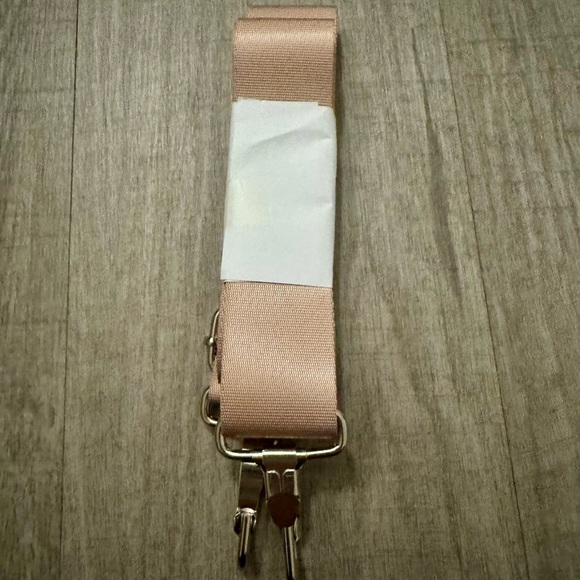 NWT Wilo The Label Beige Mini Two Strap Puffer Tote Bag ~ Women’s Active Wear - Picture 6 of 9